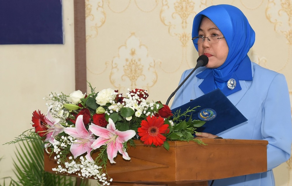 Ny. Happy Maman Firmansyah Pimpin Sertijab Ketua Korcab V Daerah Jalasenastri Armada II