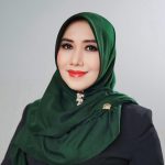 Pernah Viral Bannernya Dicium ODGJ, Ini Sosok Politisi Lia Istifhama
